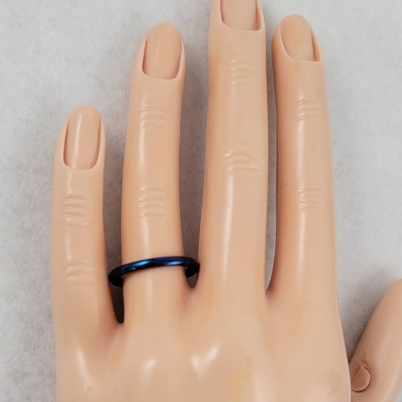 2mm Blue Titanium Band - Picture 7 of 7